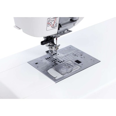 Швейная машина Janome Memory Craft 6700P